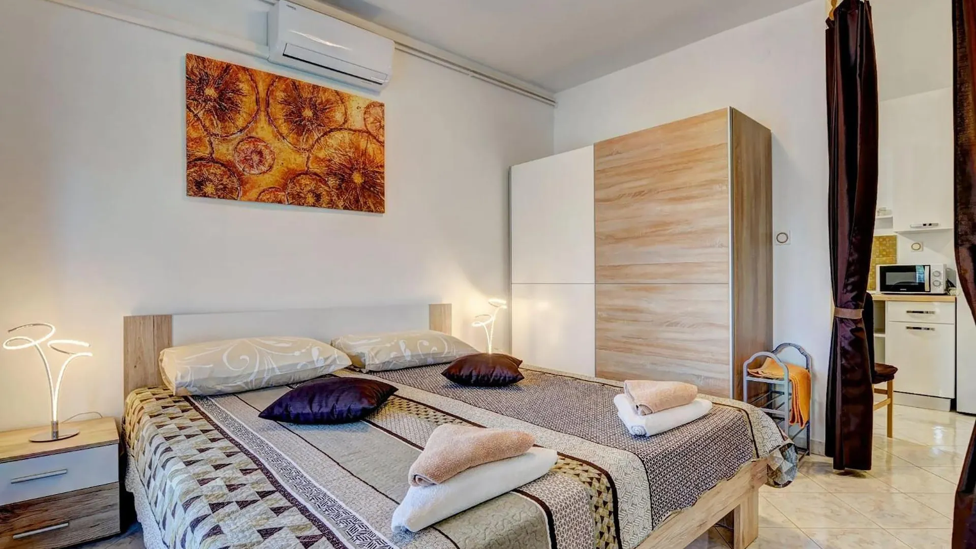 Lovely Apartments In Valbandon Fazana Croatia