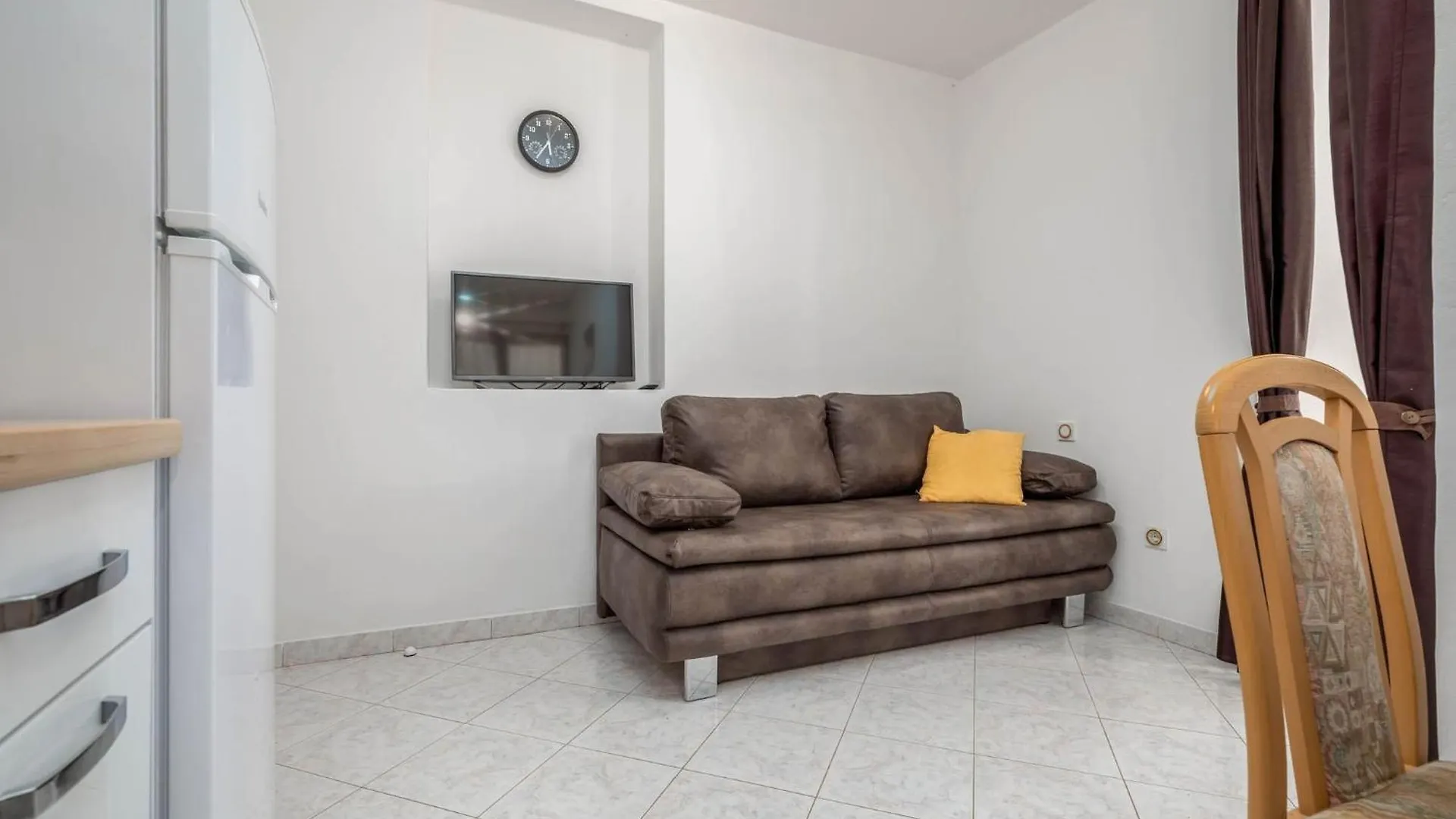 Lovely Apartments In Valbandon Fazana Croatia